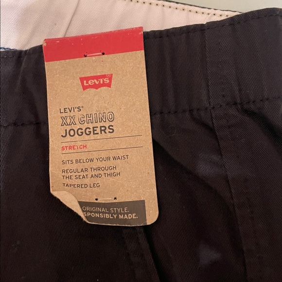 Levi's Men's Black Joggers - Picture 5 of 13
